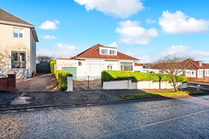 Detached Bungalow To Rent In Nethermains Road, Milngavie, East Dunbartonshire, G62