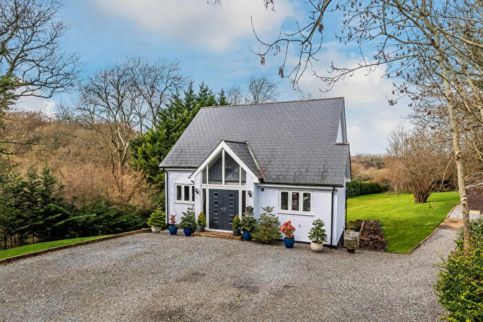 4 Bedroom Detached House For Sale In Moonrakers Birdhouse Lane, Downe, Orpington, Kent, BR6