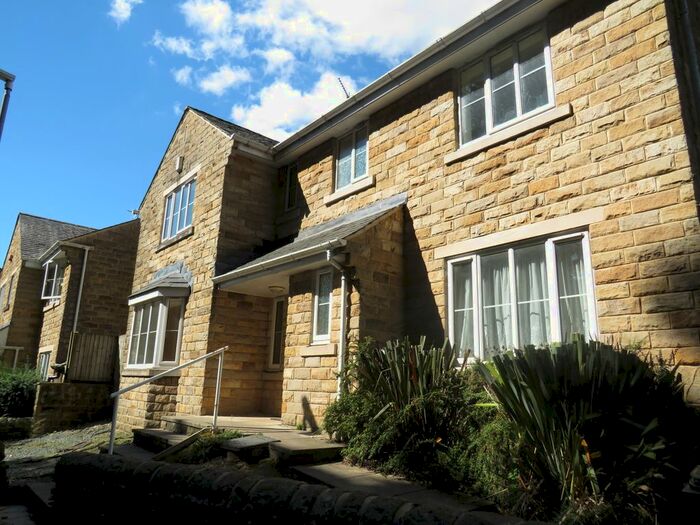 5 Bedroom Detached House To Rent In Bairstow Lane, Sowerby Bridge, HX6