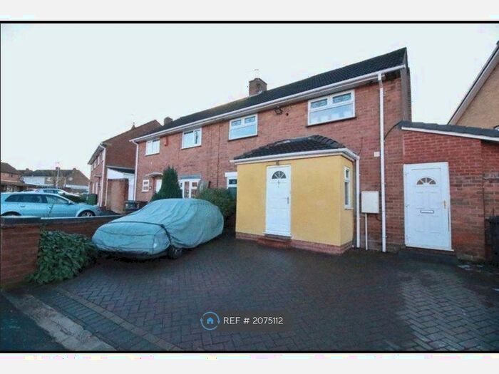 3 Bedroom Semi-Detached House To Rent In Abingdon Road, Wolverhampton, WV1