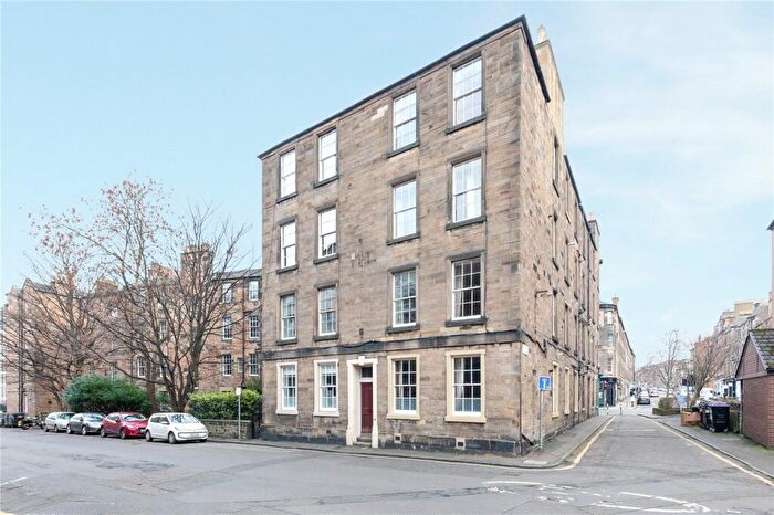 2 Bedroom Apartment To Rent In Sciennes, Edinburgh, EH9