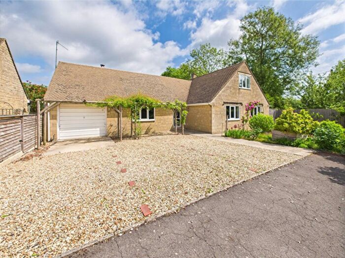 4 Bedroom Detached House To Rent In Roman Way, Bourton On The Water, GL54