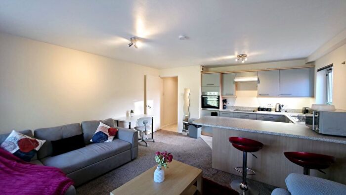 2 Bedroom Flat For Sale In Old Snow Hill, Birmingham, B4