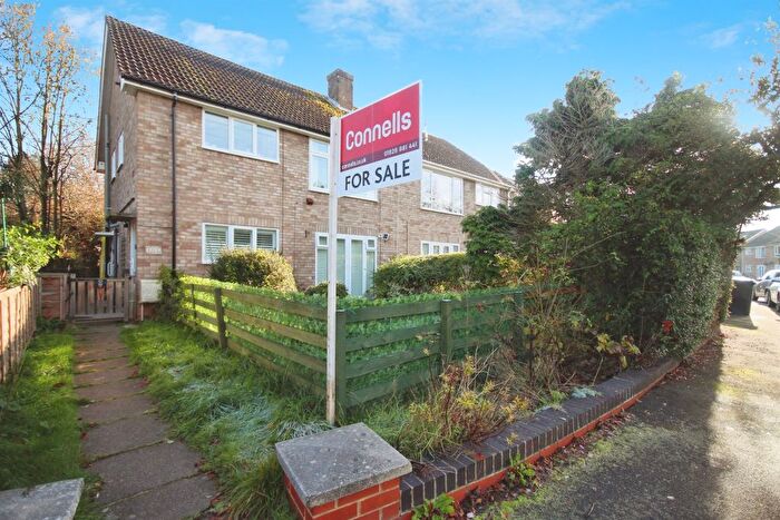 3 Bedroom Maisonette For Sale In Coniston Road, Leamington Spa, CV32