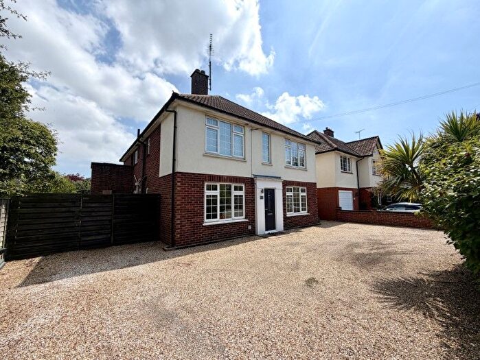 6 Bedroom Detached House For Sale In Beatrice Avenue, Felixstowe, Suffolk, IP11