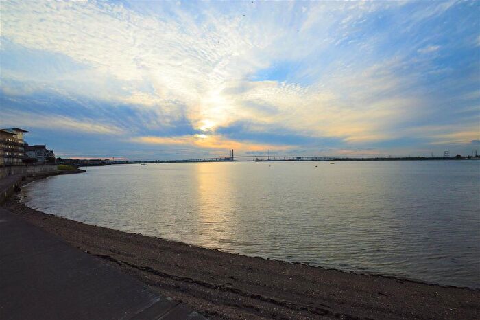 1 Bedroom Flat To Rent In Carmichael Avenue, Greenhithe, DA9