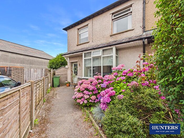 3 Bedroom Semi-Detached House For Sale In Dale Avenue, Kendal, LA9