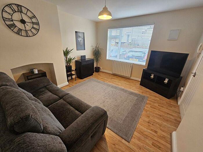 1 Bedroom Flat To Rent In New Cheltenham Road, Kingswood, Bristol, BS15