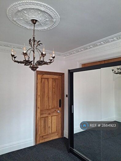 2 Bedroom Flat To Rent In Beresford Road, Reading, RG30