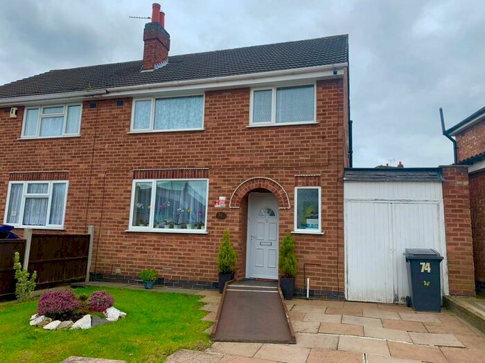 3 Bedroom Semi-Detached House To Rent In Heacham Drive, Leicester, LE4