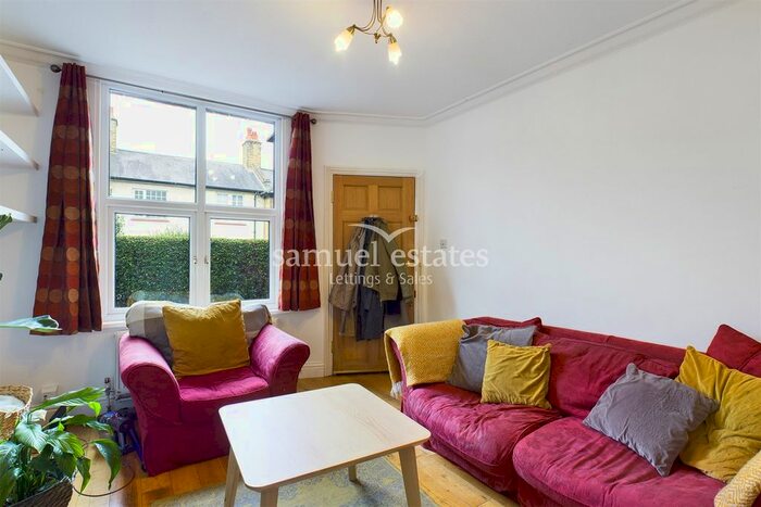2 Bedroom Terraced House To Rent In Cowick Road, Tooting Broadway, SW17