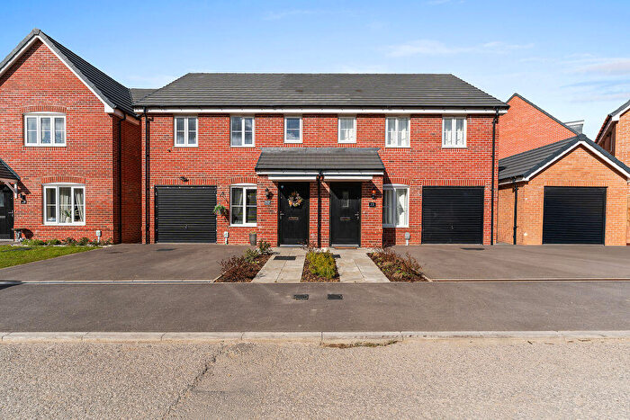 3 Bedroom Semi-Detached House For Sale In Buttercup Way, Scartho Top, DN33