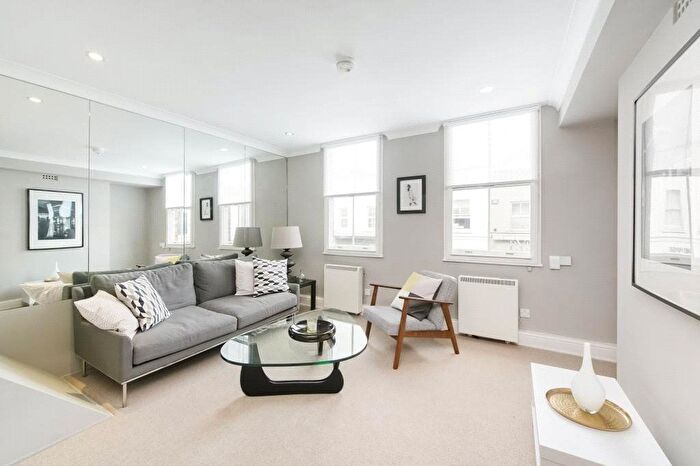 1 Bedroom Flat To Rent In Walton Street, London, SW3