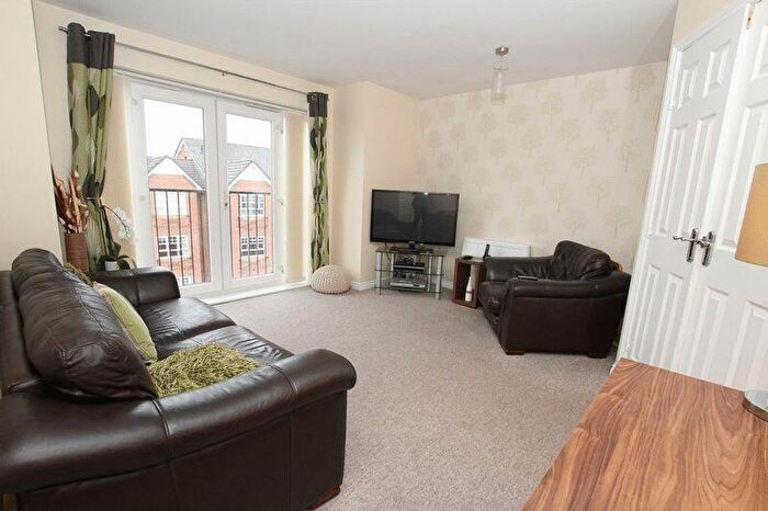 2 Bedroom Flat For Sale In Kilmaine Avenue, Manchester, M9