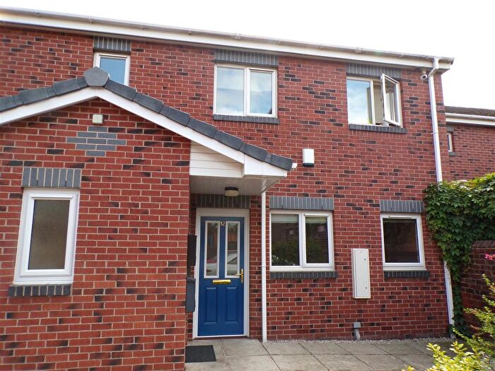 2 Bedroom Flat To Rent In Talbot Court, Talbot Street, Normanton, WF6