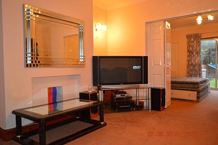 3 Bedroom Terraced House To Rent In Cecil Avenue, Barking, Essex, IG11