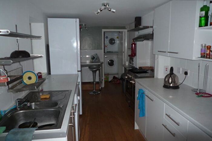 8 Bedroom Detached House To Rent In Pennsylvania Road, Exeter, EX4