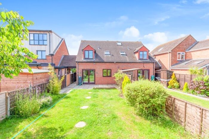 2 Bedroom Semi-Detached House To Rent In Little Marsh Road, Marsh Gibbon, Bicester, OX27