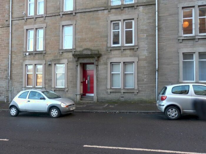 2 Bedroom Flat To Rent In Blackness Road, West End, Dundee, DD2