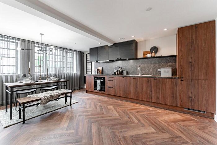 2 Bedroom Apartment To Rent In Gunsmith House, Price Street, Birmingham, B4