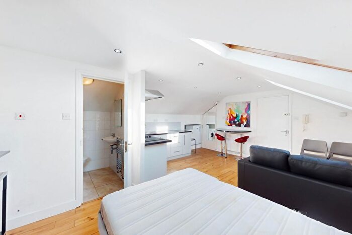 Studio To Rent In Quex Road, West Hampstead, NW6