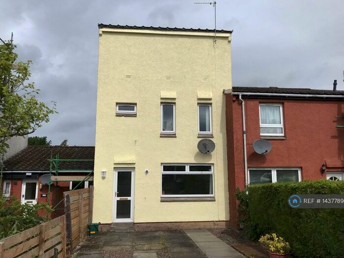 3 Bedroom Terraced House To Rent In Ravenswood Rise, Livingston, EH54