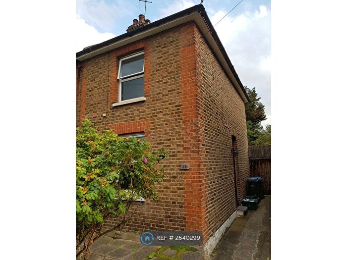 3 Bedroom Semi-Detached House To Rent In Vincent Road, Kingston Upon Thames, KT1