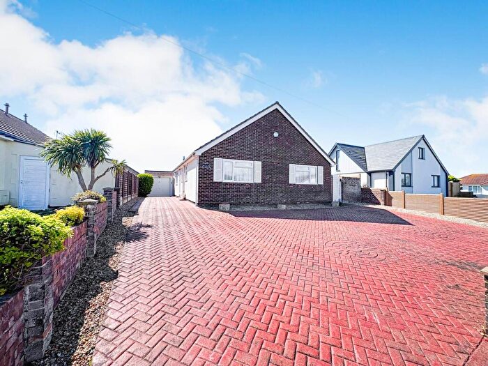 3 Bedroom Detached Bungalow For Sale In Farm Road, Bracklesham Bay, West Sussex, PO20