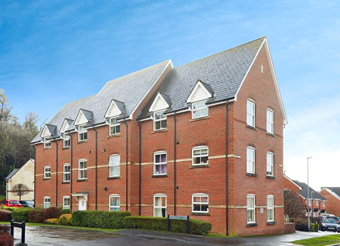 2 Bedroom Flat For Sale In Pilgrims Way, Laverstock, Salisbury, SP1