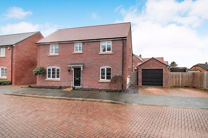 4 Bedroom Detached House For Sale In Armistice Croft, Blunham, Bedford, MK44
