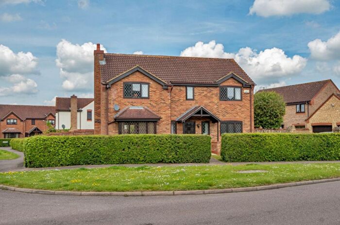 5 Bedroom Detached House For Sale In Deep Spinney, Biddenham, MK40