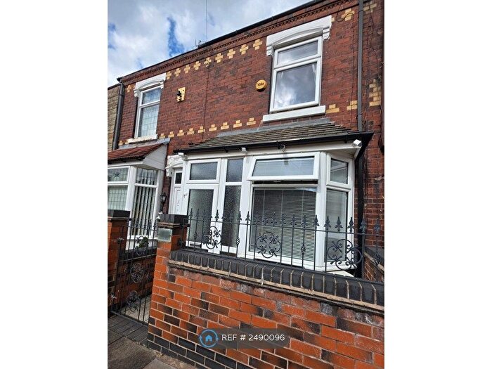 2 Bedroom Terraced House To Rent In Barthomley Road, Stoke-On-Trent, ST1