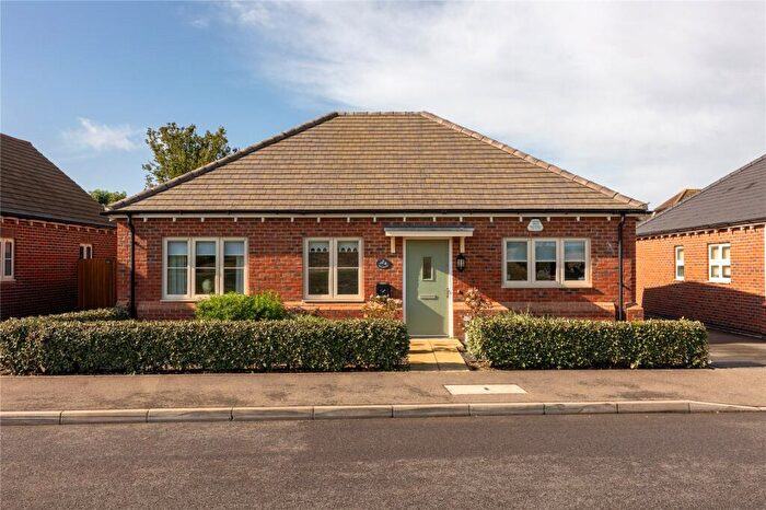 3 Bedroom Bungalow For Sale In Sollars Way, Houghton Conquest, Bedfordshire, MK45