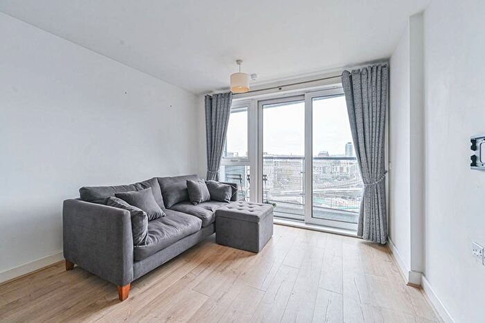2 Bedroom Flat For Sale In Tarves Way, Greenwich, London, SE10