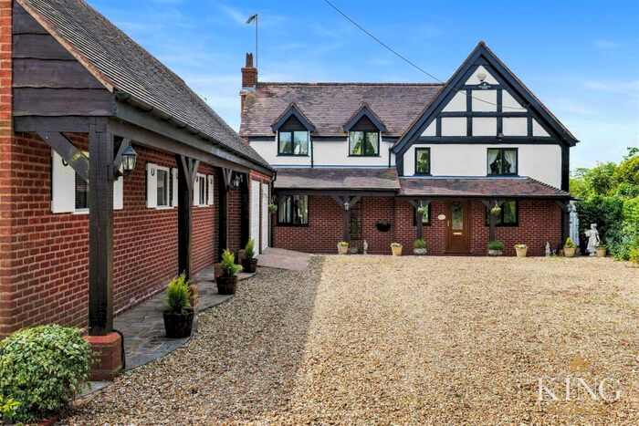 5 Bedroom Detached House For Sale In Astwood Lane, Astwood Bank With Annexe, B96