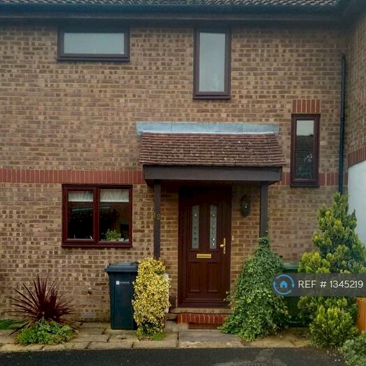 2 Bedroom Terraced House To Rent In Banks Way, Guildford, GU4