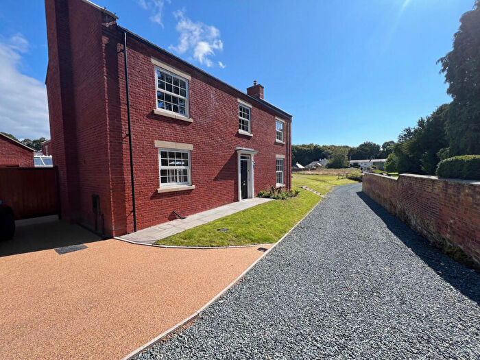 4 Bedroom Detached House For Sale In Wynnstay Hall Estate, Wrexham, LL14