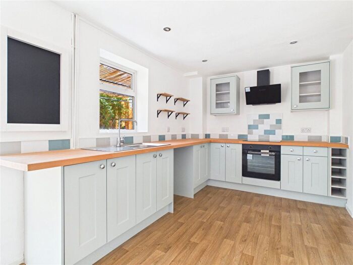 3 Bedroom Semi-Detached House For Sale In Pesley Close, Bristol, BS13