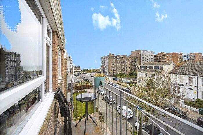 1 Bedroom Flat To Rent In Clarke Court, Hove, BN3