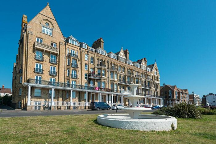 2 Bedroom Apartment To Rent In D'este Road, Ramsgate, CT11