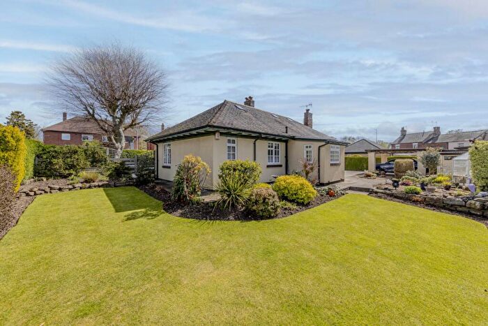 2 Bedroom Detached Bungalow For Sale In Newcastle Road, Stoke On Trent, ST4