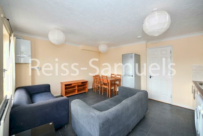 5 Bedroom Terraced House To Rent In Cahir Street, Canary Wharf, Isle Of Dogs, London, E14