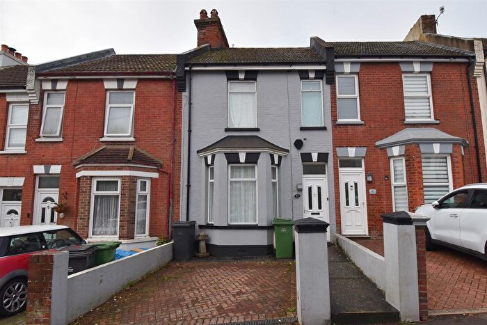 3 Bedroom Terraced House For Sale In Victoria Avenue, Hastings, TN35