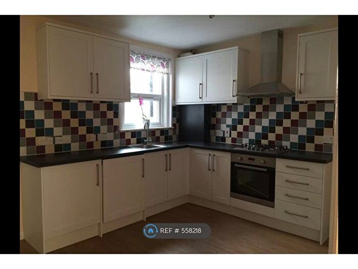 3 Bedroom Terraced House To Rent In Graham Road, Southampton, SO14