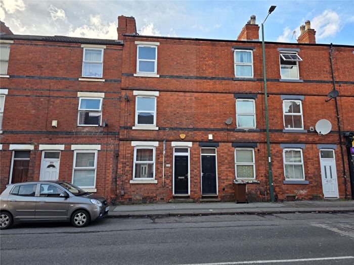 3 Bedroom Terraced House To Rent In Vernon Road, Nottingham, Nottinghamshire, NG6