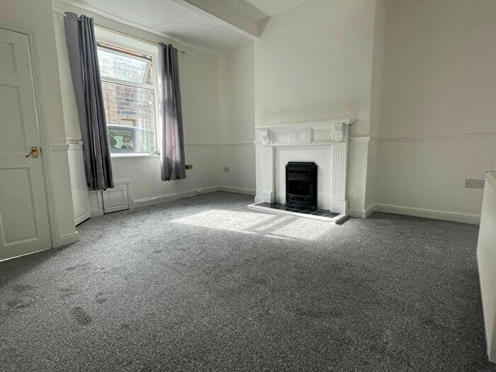 4 Bedroom House To Rent In Dale Street, Ramsbottom, BL0