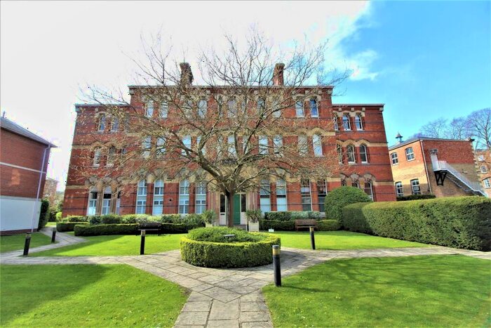 2 Bedroom Flat To Rent In Shaftesbury Hall St Georges Place Cheltenham, GL50