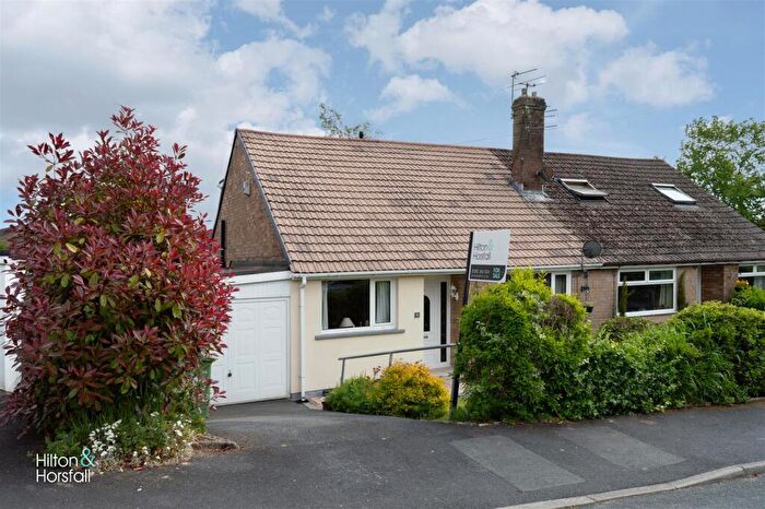 3 Bedroom Semi-Detached House For Sale In Greystones Drive, Fence, BB12