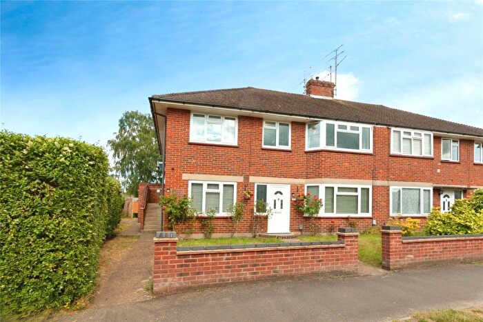 2 Bedroom Maisonette To Rent In Stubbs Moor Road, Farnborough, Hampshire, GU14