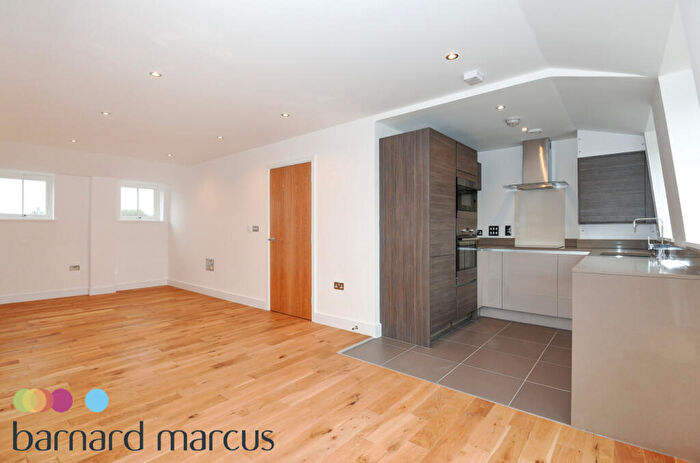 1 Bedroom Flat For Sale In St. Agnes Place, London, SE11